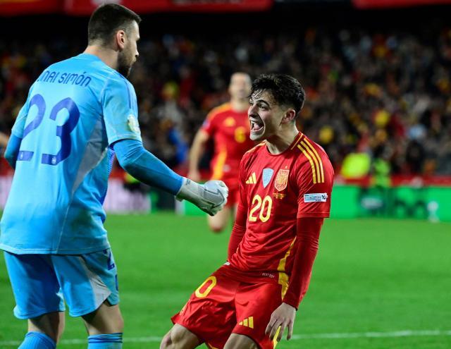 1742780303461012963.jpg pedri.jpg