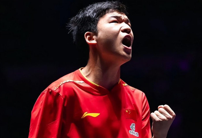 开云-国乒新科世界冠军一轮游！WTT常规赛男单德比：徐瑛彬2-3惜败向鹏|卡尔伯格|混团世界杯|比赛|乒乓球_新浪体育_新浪新闻